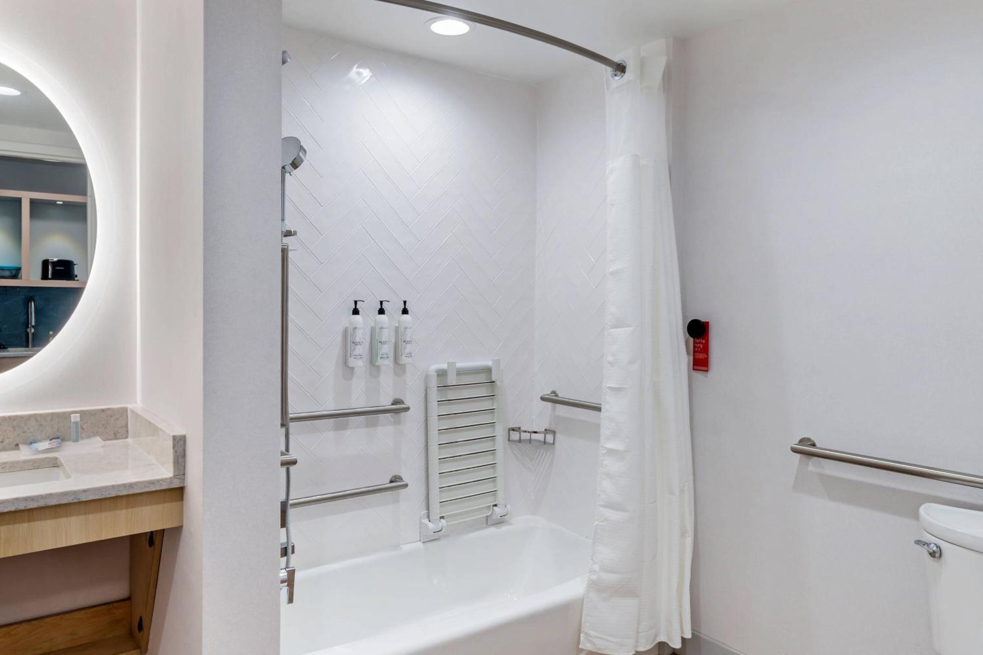 Towneplace By Marriott Richmond Hotel